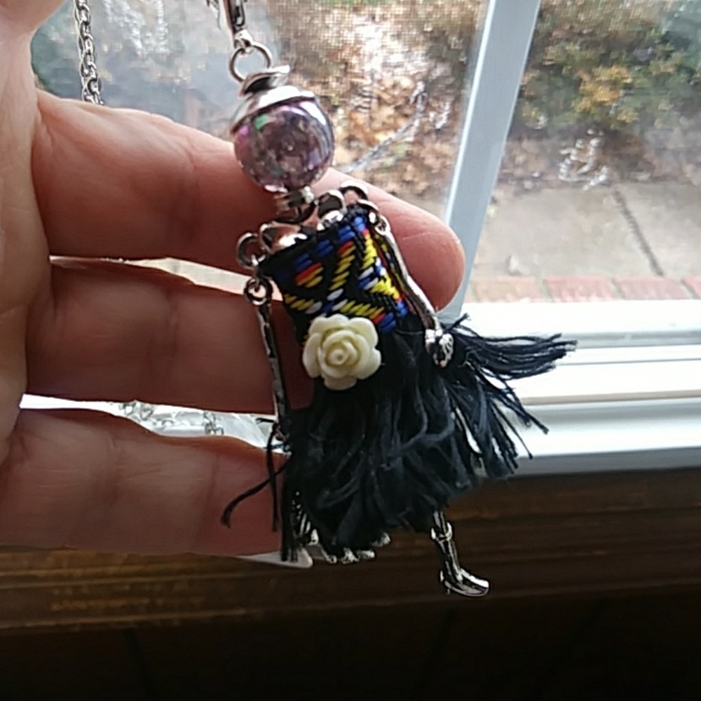 Necklace - Picture 4 of 6